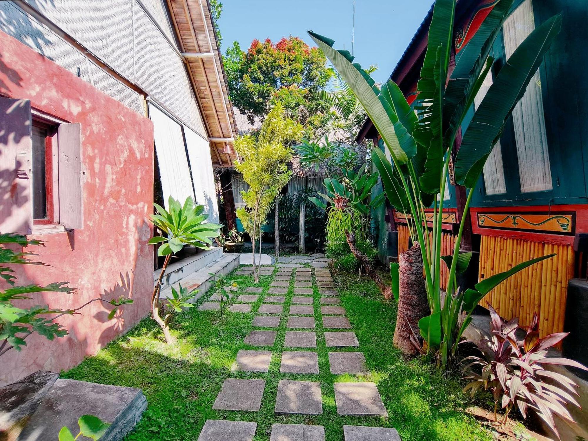 Panda Lumbung Bed and Breakfast Sanur Εξωτερικό φωτογραφία
